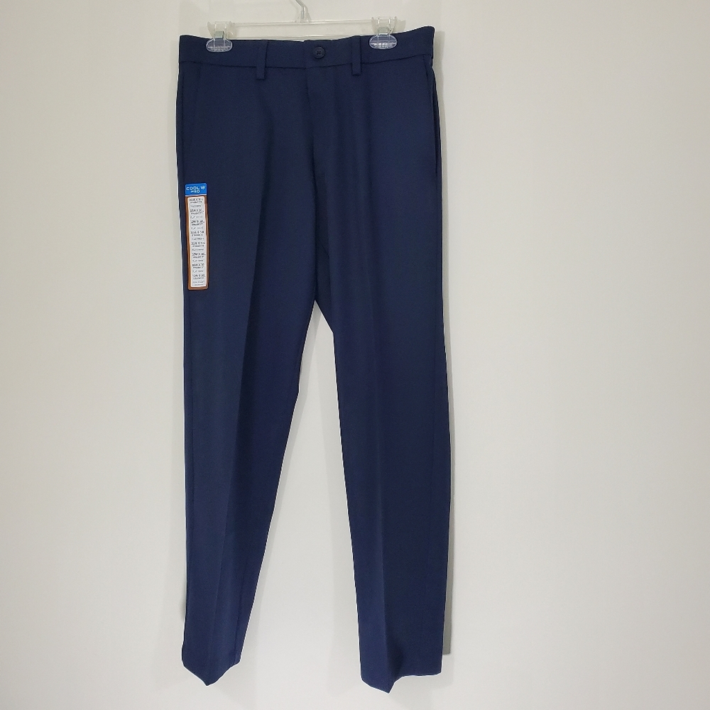 Haggar Cool 19 Pro Navy Straight Fit Slacks, Size 32 x 30